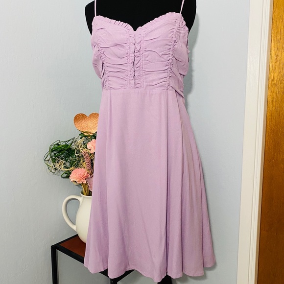 ASTR THE LABEL - Picture 1 of 6